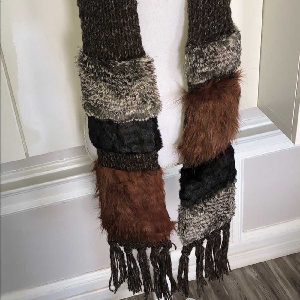 Multi-Fur Scarf - Picture 2 of 2